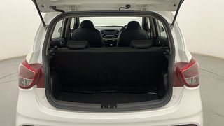 Used 2018 Hyundai Grand i10 [2017-2020] Asta 1.2 Kappa VTVT Petrol Manual interior DICKY INSIDE VIEW