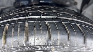 Used 2018 Ford Figo Trend 1.2 Ti-VCT Petrol Manual tyres RIGHT FRONT TYRE TREAD VIEW
