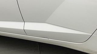 Used 2023 Hyundai Verna SX (O)1.5 VTVT Petrol Manual dents MINOR DENT