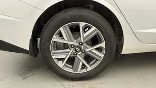 Used 2023 Hyundai Verna SX (O)1.5 VTVT Petrol Manual tyres RIGHT REAR TYRE RIM VIEW