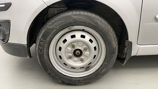 Used 2014 Chevrolet Spark [2012-2017] LS 1.0 Petrol Manual tyres LEFT FRONT TYRE RIM VIEW