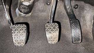 Used 2018 Ford Figo Trend 1.2 Ti-VCT Petrol Manual interior PEDALS VIEW