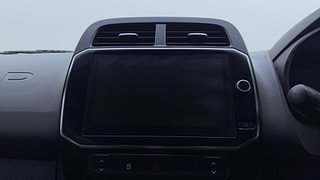Used 2020 Renault Kwid [2015-2019] 1.0 RXT AMT Opt Petrol Automatic top_features Touch screen infotainment system