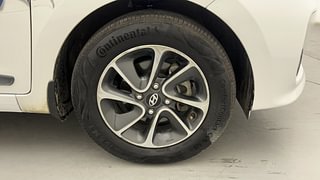 Used 2018 Hyundai Grand i10 [2017-2020] Asta 1.2 Kappa VTVT Petrol Manual tyres RIGHT FRONT TYRE RIM VIEW