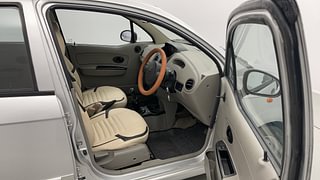 Used 2014 Chevrolet Spark [2012-2017] LS 1.0 Petrol Manual interior RIGHT SIDE FRONT DOOR CABIN VIEW