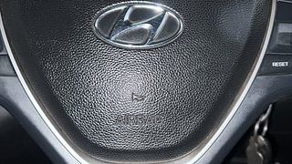 Used 2018 Hyundai Elite i20 [2018-2020] Asta 1.2 Petrol Manual top_features Airbags
