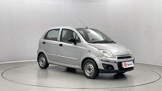 Used 2014 Chevrolet Spark [2012-2017] LS 1.0 Petrol Manual exterior RIGHT FRONT CORNER VIEW