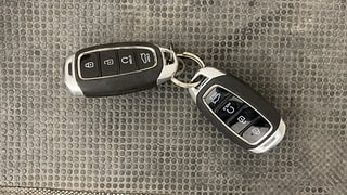 Used 2023 Hyundai Verna SX (O)1.5 VTVT Petrol Manual extra CAR KEY VIEW
