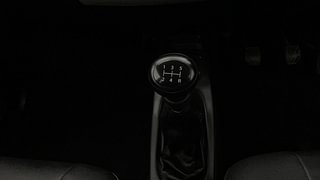 Used 2013 Maruti Suzuki Wagon R 1.0 [2010-2019] VXi Petrol Manual interior GEAR  KNOB VIEW