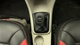 Used 2022 Tata Tiago Revotron XZ Plus CNG Petrol+cng Manual interior GEAR  KNOB VIEW