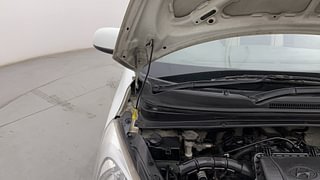 Used 2013 Hyundai i10 magna 1.1 Petrol Manual engine ENGINE RIGHT SIDE HINGE & APRON VIEW