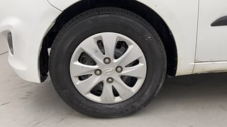 Used 2013 Hyundai i10 magna 1.1 Petrol Manual tyres LEFT FRONT TYRE RIM VIEW