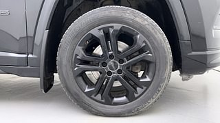 Used 2021 JEEP Compass Model S (O) 1.4 Petrol DCT Petrol Automatic tyres RIGHT FRONT TYRE RIM VIEW