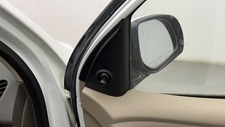Used 2013 Hyundai i10 magna 1.1 Petrol Manual top_features Central locking