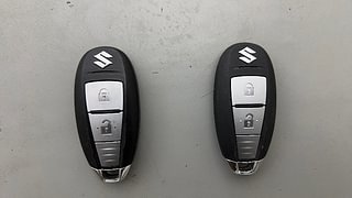 Used 2017 Maruti Suzuki Baleno [2015-2019] Zeta Petrol Petrol Manual extra CAR KEY VIEW