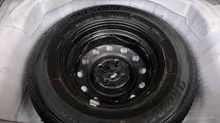 Used 2013 Hyundai i10 magna 1.1 Petrol Manual tyres SPARE TYRE VIEW