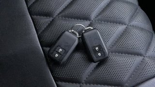 Used 2022 Maruti Suzuki Celerio ZXi Plus Petrol Manual extra CAR KEY VIEW