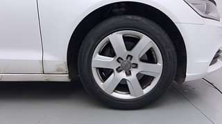 Used 2015 Audi A6 [2011-2015] 2.0 TDI Premium Diesel Automatic tyres RIGHT FRONT TYRE RIM VIEW