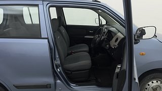 Used 2013 Maruti Suzuki Wagon R 1.0 [2010-2013] LXi CNG Petrol+cng Manual interior RIGHT SIDE FRONT DOOR CABIN VIEW