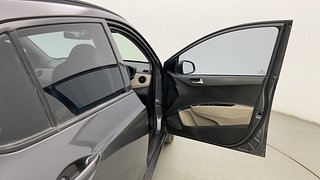 Used 2019 Hyundai Grand i10 [2017-2020] Sportz 1.2 Kappa VTVT Petrol Manual interior RIGHT FRONT DOOR OPEN VIEW