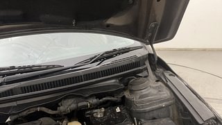 Used 2016 Maruti Suzuki Ciaz [2014-2017] ZDi+ SHVS Diesel Manual engine ENGINE LEFT SIDE HINGE & APRON VIEW