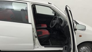 Used 2012 Maruti Suzuki Alto [2010-2013] LXI Petrol Manual interior RIGHT SIDE FRONT DOOR CABIN VIEW