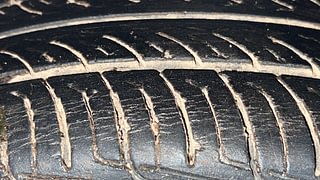 Used 2016 Maruti Suzuki Alto K10 [2014-2019] VXi AMT (Airbag) Petrol Automatic tyres LEFT FRONT TYRE TREAD VIEW