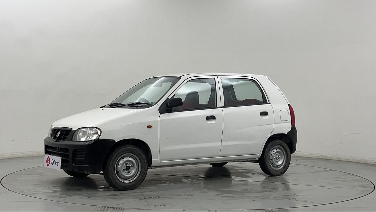 LEFT FRONT CORNER VIEW