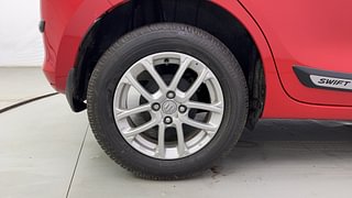 Used 2022 Maruti Suzuki Swift ZXI Petrol Manual tyres RIGHT REAR TYRE RIM VIEW