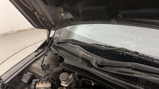 Used 2016 Maruti Suzuki Ciaz [2014-2017] ZDi+ SHVS Diesel Manual engine ENGINE RIGHT SIDE HINGE & APRON VIEW