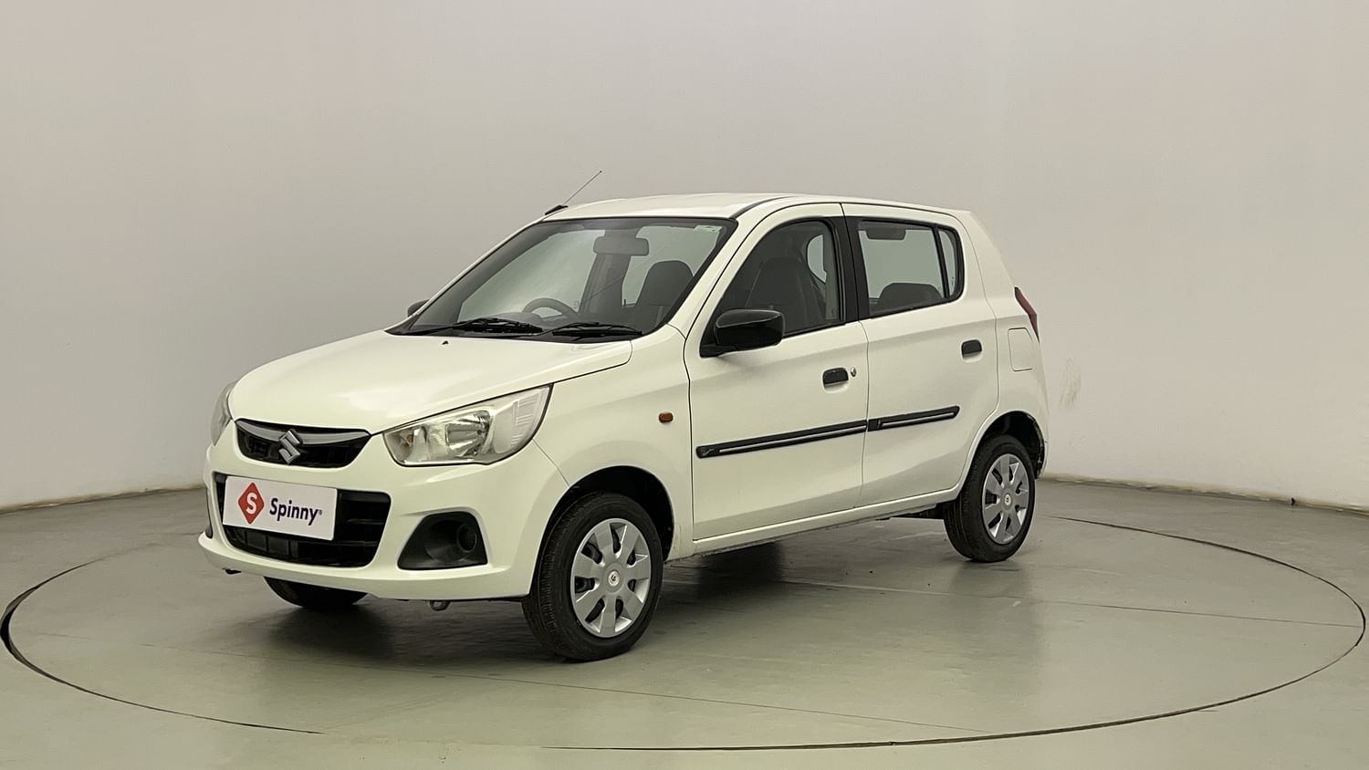 LEFT FRONT CORNER VIEW