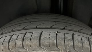 Used 2016 Maruti Suzuki Ciaz [2014-2017] ZDi+ SHVS Diesel Manual tyres LEFT REAR TYRE TREAD VIEW