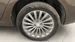 Used 2016 Maruti Suzuki Ciaz [2014-2017] ZDi+ SHVS Diesel Manual tyres LEFT REAR TYRE RIM VIEW