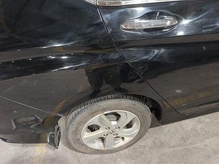 Used 2014 Honda City V Diesel Diesel Manual dents MINOR SCRATCH