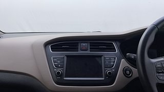 Used 2018 Hyundai Elite i20 [2014-2018] Asta 1.2 (O) Petrol Manual top_features Touch screen infotainment system