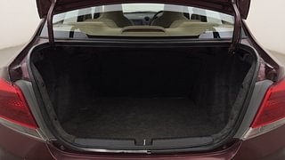 Used 2015 Honda Amaze [2013-2016] 1.2 VX AT i-VTEC Petrol Automatic interior DICKY INSIDE VIEW