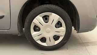 Used 2012 Maruti Suzuki Wagon R 1.0 [2010-2019] VXi Petrol Manual tyres RIGHT FRONT TYRE RIM VIEW