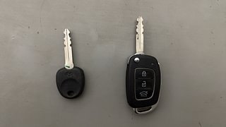 Used 2022 Hyundai Grand i10 Nios Sportz AMT 1.2 Kappa VTVT Petrol Automatic extra CAR KEY VIEW
