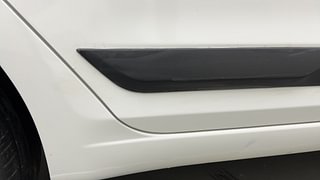 Used 2019 Hyundai Elite i20 [2018-2020] Asta 1.2 (O) Petrol Manual dents MINOR SCRATCH
