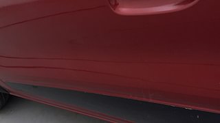 Used 2016 Renault Kwid [2015-2019] RXT Petrol Manual dents MINOR SCRATCH