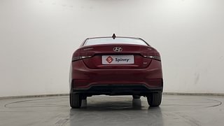 Used 2019 Hyundai Verna [2017-2020] 1.6 CRDI SX (O) Diesel Manual exterior BACK VIEW