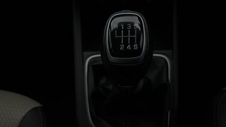 Used 2022 Hyundai Verna SX Opt Petrol Petrol Manual interior GEAR  KNOB VIEW