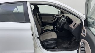 Used 2019 Hyundai Elite i20 [2018-2020] Asta 1.2 (O) Petrol Manual interior RIGHT SIDE FRONT DOOR CABIN VIEW