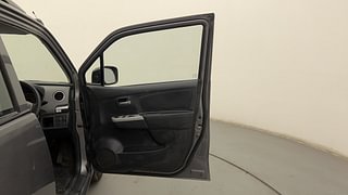 Used 2012 Maruti Suzuki Wagon R 1.0 [2010-2019] VXi Petrol Manual interior RIGHT FRONT DOOR OPEN VIEW