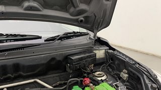 Used 2015 Maruti Suzuki Alto K10 [2014-2019] VXi Petrol Manual engine ENGINE LEFT SIDE HINGE & APRON VIEW