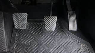 Used 2019 Hyundai Elite i20 [2018-2020] Asta 1.2 (O) Petrol Manual interior PEDALS VIEW