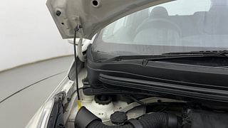 Used 2015 Hyundai Grand i10 [2013-2017] Sportz 1.2 Kappa VTVT Petrol Manual engine ENGINE RIGHT SIDE HINGE & APRON VIEW