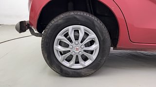 Used 2016 Datsun Redi-GO [2015-2019] T Petrol Manual tyres RIGHT REAR TYRE RIM VIEW