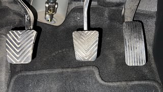 Used 2022 Hyundai Verna SX Opt Petrol Petrol Manual interior PEDALS VIEW