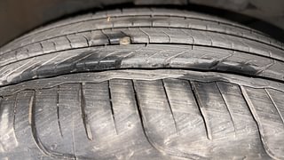Used 2019 Honda BR-V [2016-2020] VX MT Petrol Petrol Manual tyres RIGHT FRONT TYRE TREAD VIEW